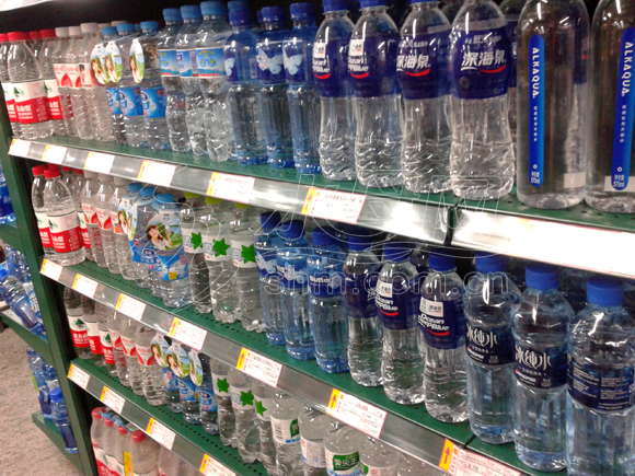 瓶裝礦泉水