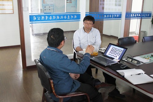 惠合與蘇州客戶爆爆蛋生產(chǎn)線洽談圖2